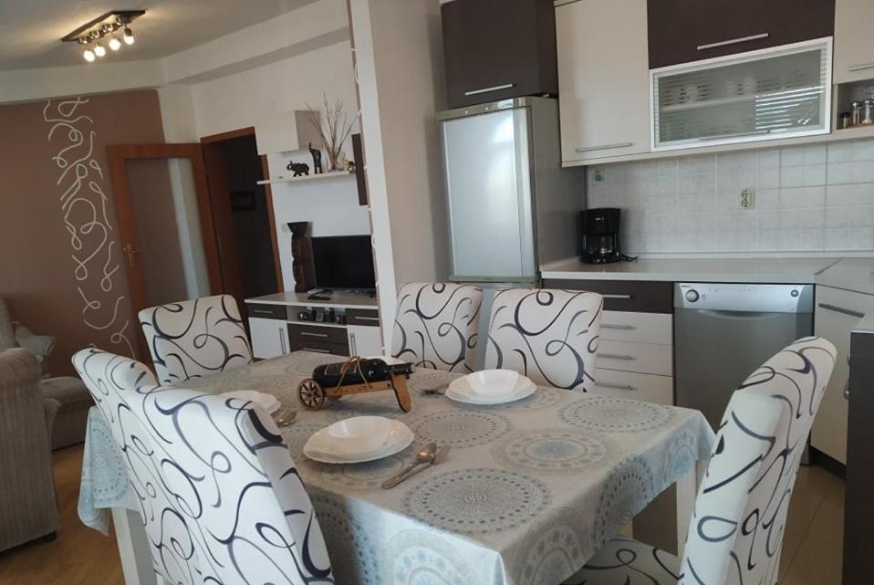 Kalan Apartment Ohrid Buitenkant foto