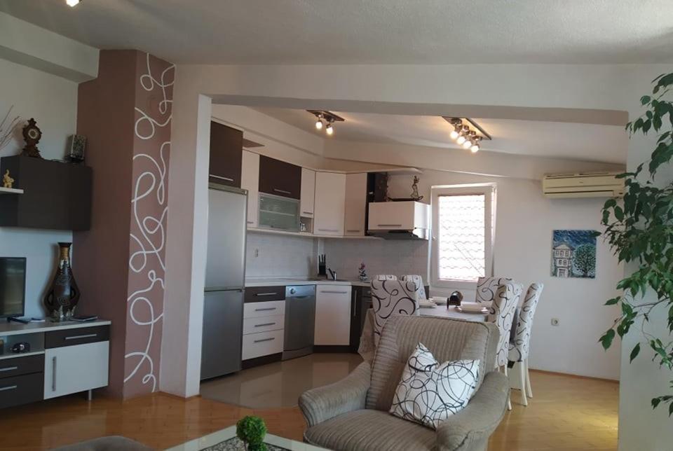 Kalan Apartment Ohrid Buitenkant foto